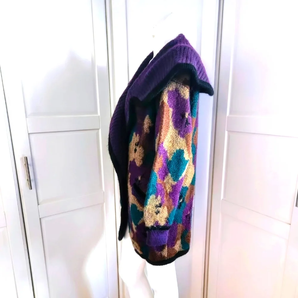 Chunky Abstract Cardigan - Picture 3 of 7